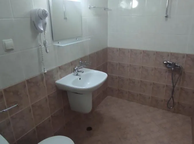 хотел андре Tchernomorets