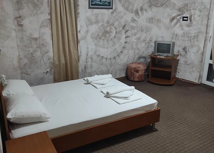 хотел андре Hotel 3*