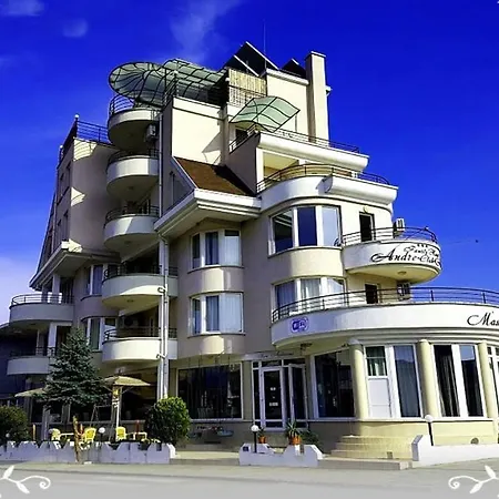 андре Отель 3*