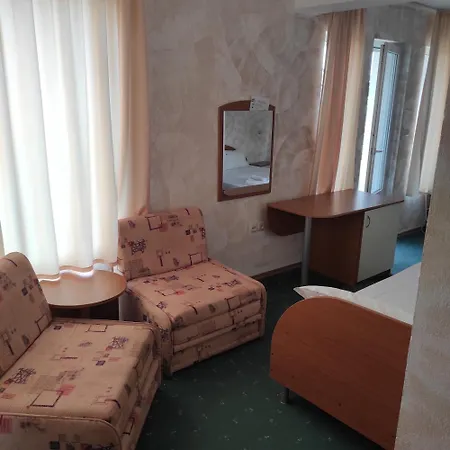 хотел андре Hotel