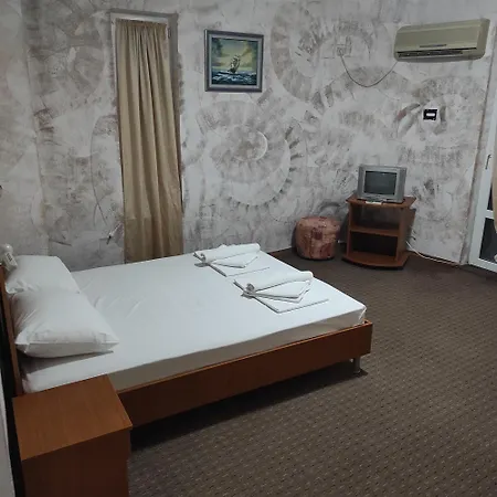 хотел андре Hotel 3*